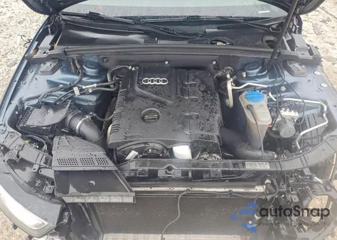 2015 Audi A4 Premium z USA, uszkodzony, nr VIN WAUAFAFL0FN017464